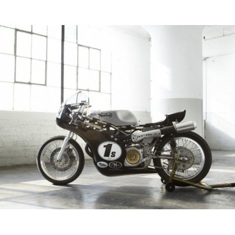 Cummings Formula 750